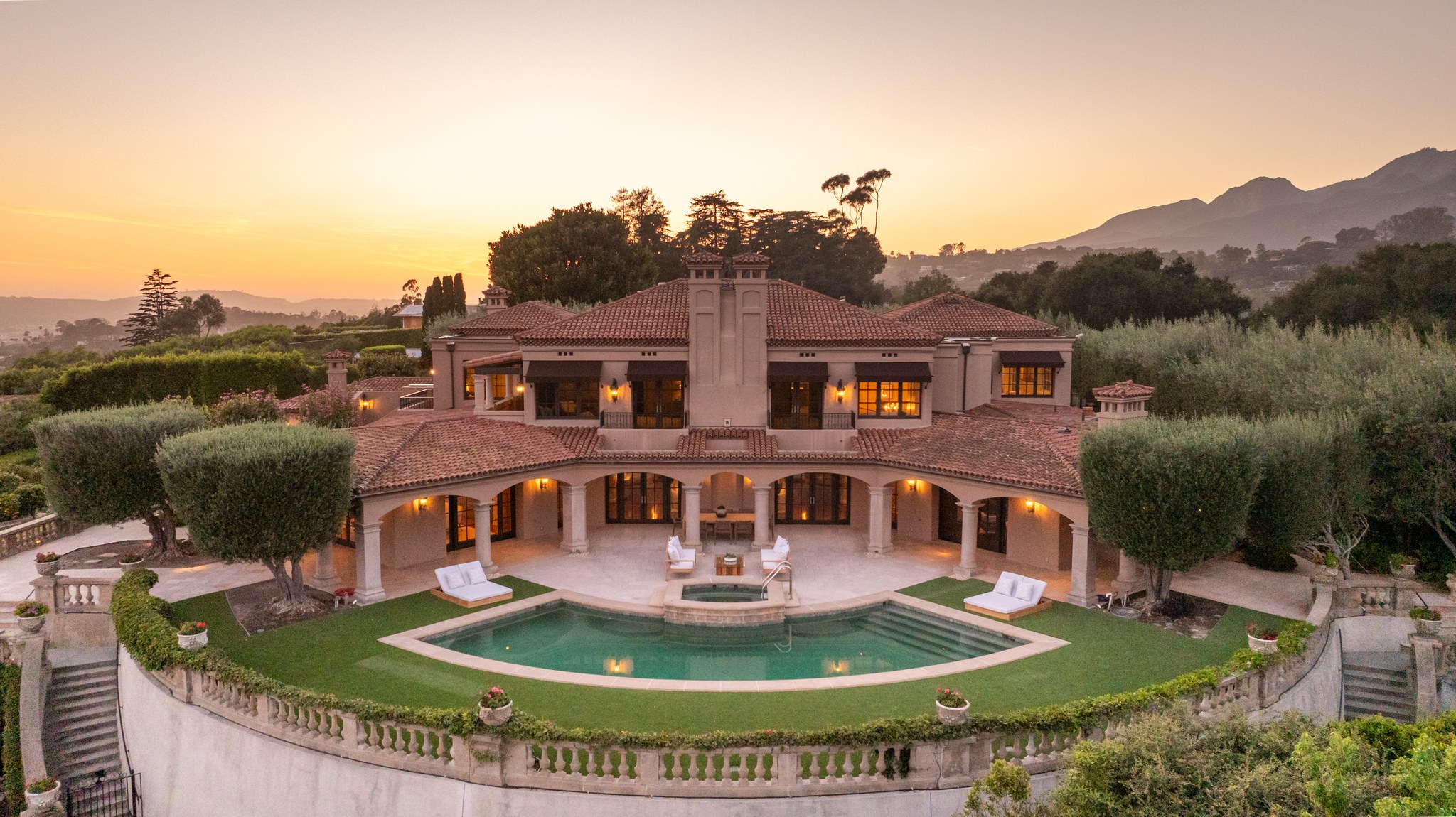358 Woodley Road, Montecito, photo 2